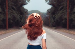 何超莲窦骁生日互动上热搜 网友：什么时候结婚？
