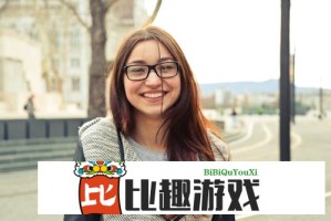 清明扫墓放鞭炮引燃轿车 消防提醒祭祀需谨慎