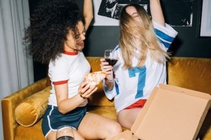 影院行业复苏？清明节放映场次创下惊人新纪录