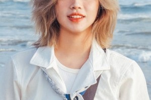 跪地求雨视频是演的？当地干旱实况曝光，农田龟裂触目惊心